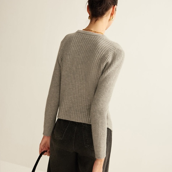 Commense Button Down Split Cardigan - Picture 3 of 6